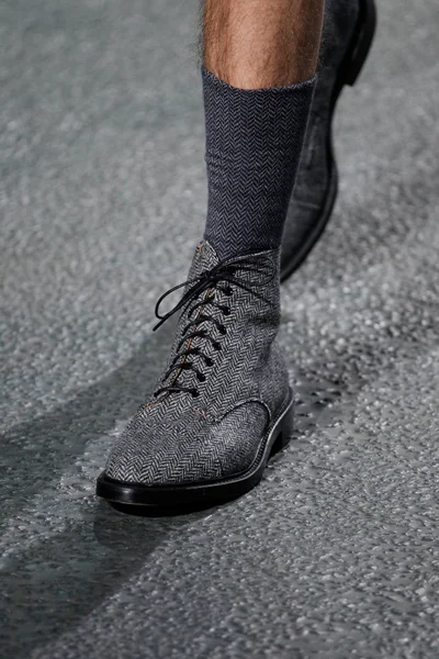 Look 77